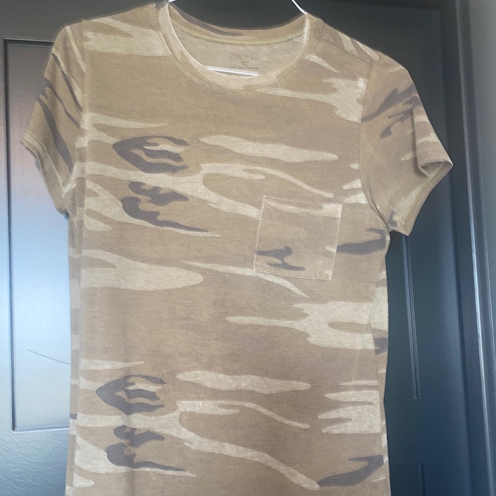 green camo top
